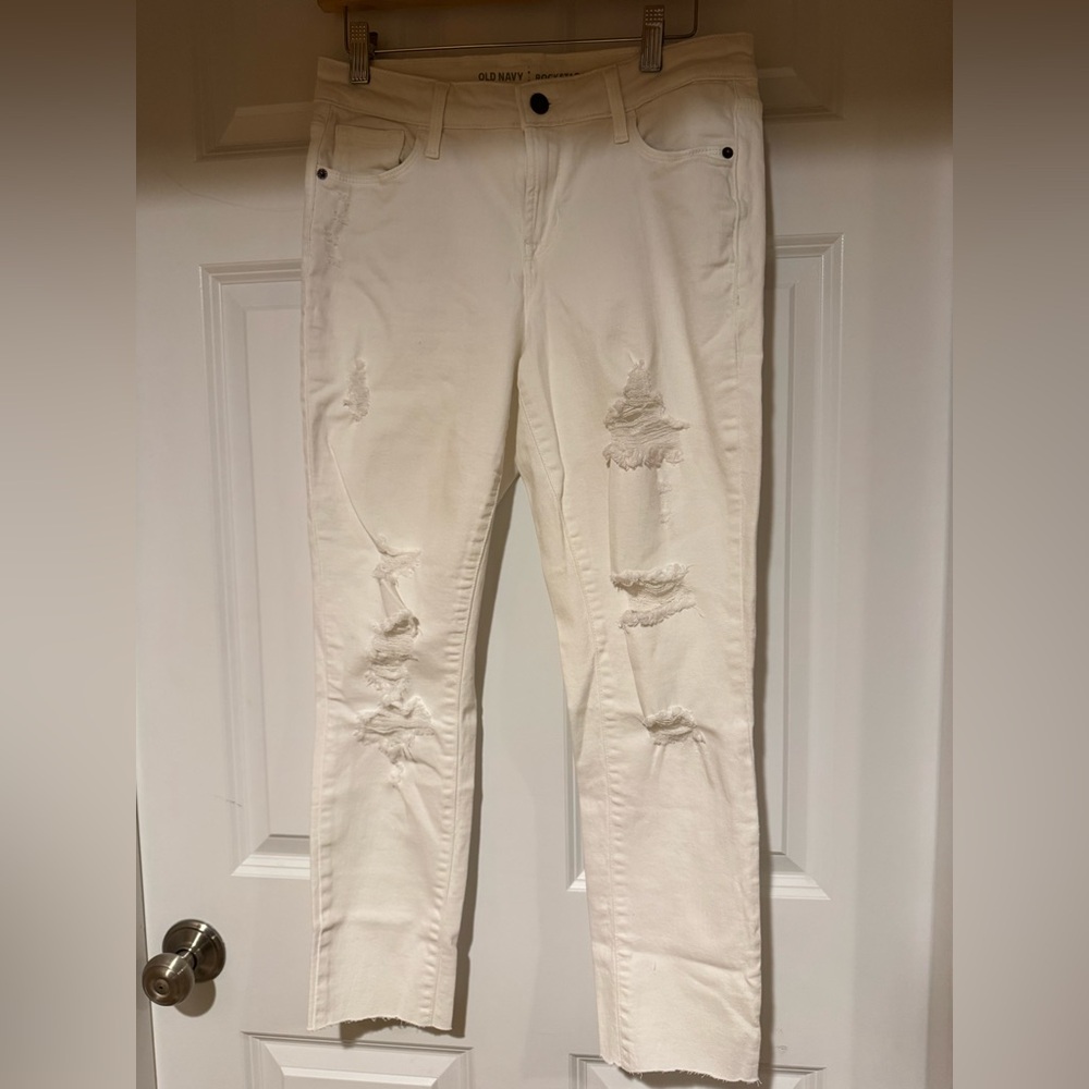Old Navy White Mid Rise Rockstar Jeans | Size 6 Regularar